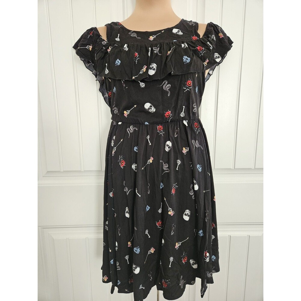 Torrid Sz 2 Challis Dress Plus 16 Ruffled Cold Shoulder Skull Snake Key Flower